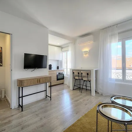 Apartamento Immogroom - Luminious T2 - Center - Ac - Wifi *